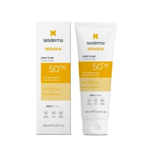 Sesderma Repaskin Fluido Ligero FPS 50 200 Ml